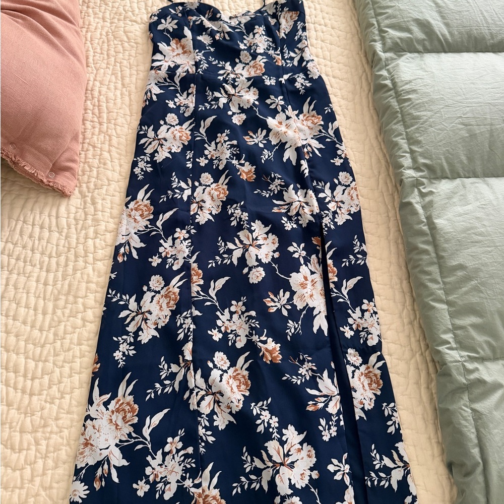 Abercrombie Camille Dress - Navy Floral - Picture 3 of 4